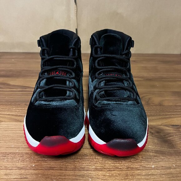 Jordan 11 Retro Bred Velvet DB5457-061 Women's 9.5 Luxury Basketball Sneaker - Picture 2 of 9